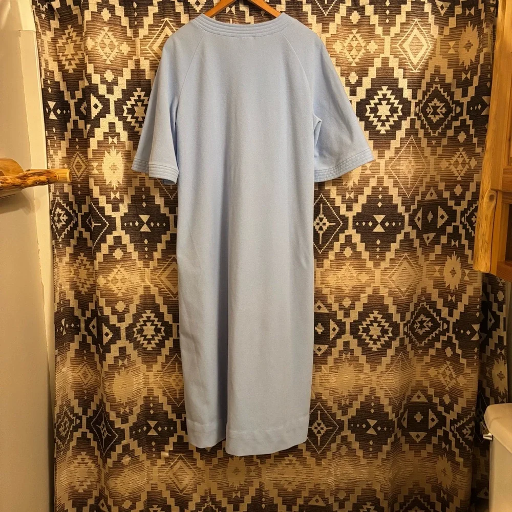 Vintage Vanity Fair Night Gown / Night Dress Size Large. House Coat / Dress